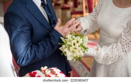 Hot Bride 的图像结果