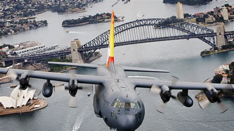 Download wallpaper flight, the plane, Lockheed, military transport ...