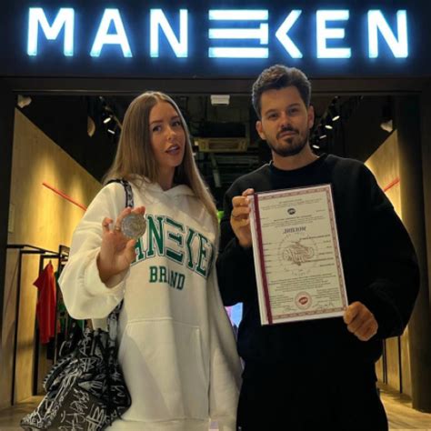 О компании MANEKEN BRAND | бренд стильной одежды