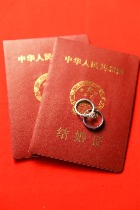 新人领证结婚证书素材图片免费下载-千库网