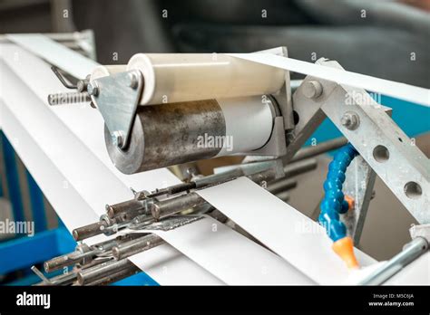 Old Paper Machine 的图像结果