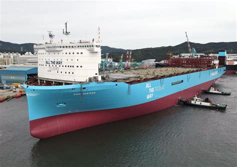 Maersk names world’s 1st large methanol-powered container ship | Ships ...