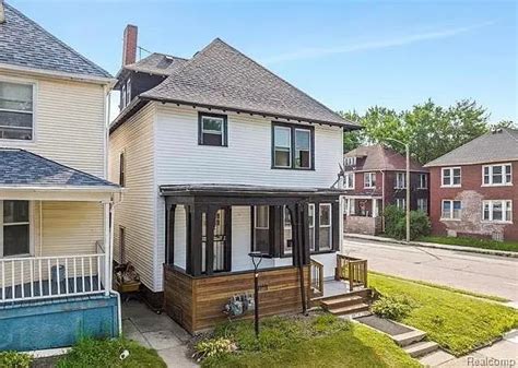 2402 Sheridan St, Detroit, MI 48214 | Homes.com