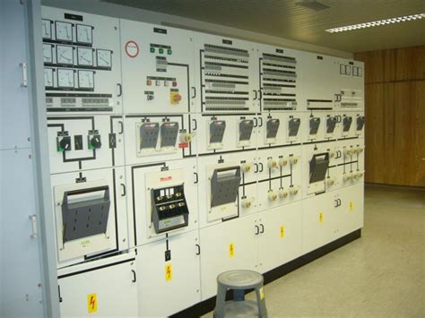 Heavy Current Electrical Engineering 的图像结果