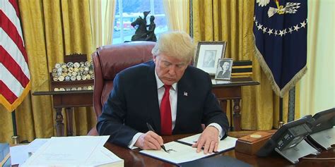 Trump signs order directing creation of a national voter list
