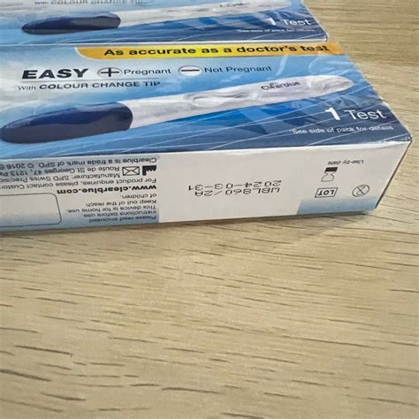 Clearblue Easy Pregnancy Test Kit, Health & Nutrition, Medical Supplies ...