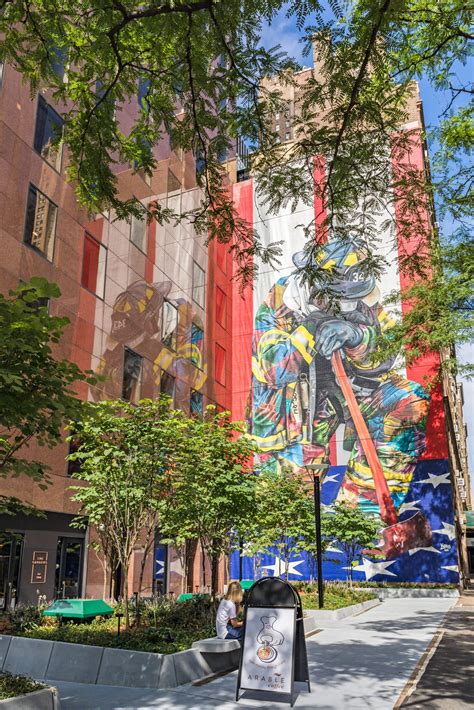 780 Third Avenue - New York Offices