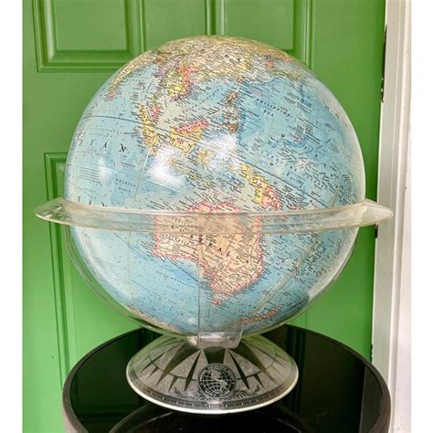 National Geographic Globe 的图像结果