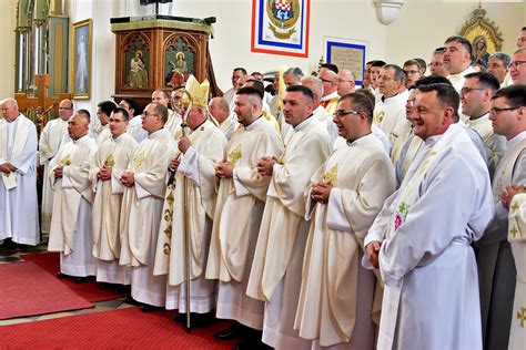 Mladomisnici Riječke nadbiskupije » Tekstovi » Zvona