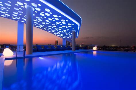 SUN & MOON, Urban Hotel Rooftop Bar: Pictures & Reviews - Tripadvisor