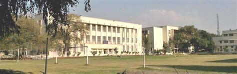 IGDTUW Delhi : Admission 2024, Courses, Fees, Placement, Cut Off