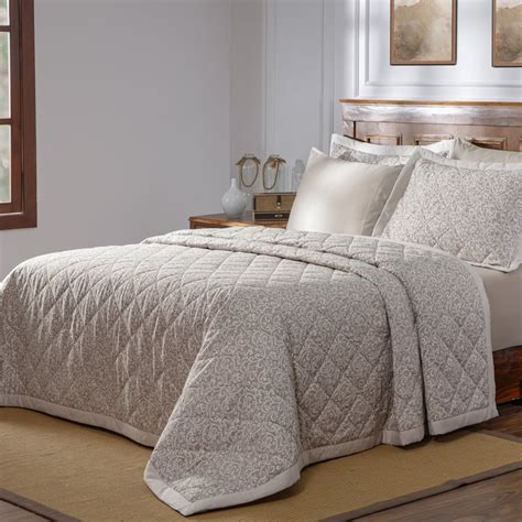 Buy MASPAR Vintage Acanthus Serenity Cotton Printed Double Quilt from ...