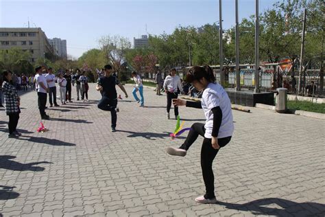 体育竞赛踢毽男孩素材图片免费下载-千库网