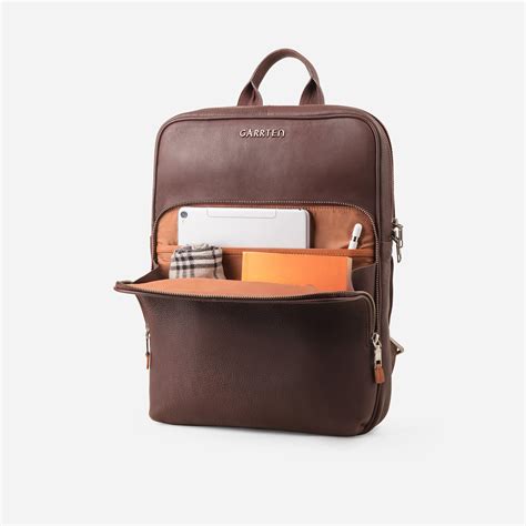 731 Slim Full-Grain Leather Backpack - Mahogany Brown | GARRTEN