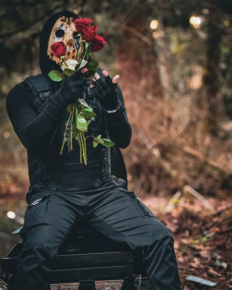 Diggy Graves | Had to take the mask off at the end 😏 | Instagram