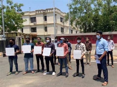 Examination of repeater students of standard 10 and 12 of Gujarat will ...