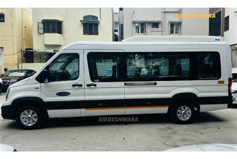Urbania 16 Seater Rental in Bangalore | Siddeshwaratravel
