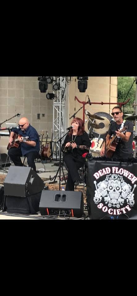 Dead Flowers at Hallidays, Halliday's Winery, Lake Milton, 15 November ...