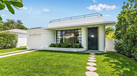 PHOTOS: Art Deco-style Palm Beach house is listed at $12 million