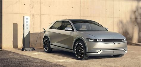 hyundai electric car reviews