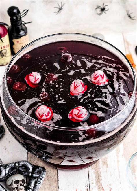 Halloween Punch (Just 4 Ingredients!) | Mom On Timeout
