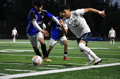 Auburn Riverside boys soccer finishes second in NPSL | Auburn Reporter