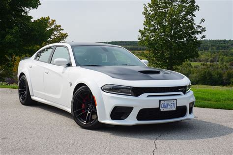 Car Review: 2020 Dodge Charger SRT Hellcat Widebody - Driving.ca | Driving