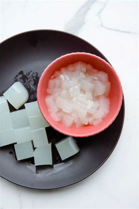 lychee jelly for boba| ohsweetcups | Jelly desserts, Lychee jelly ...