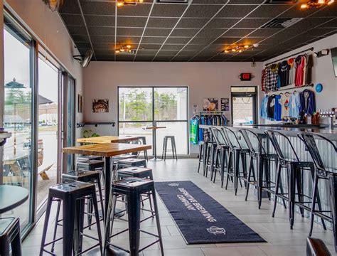 Kittery Tasting Room — Definitive Brewing Company