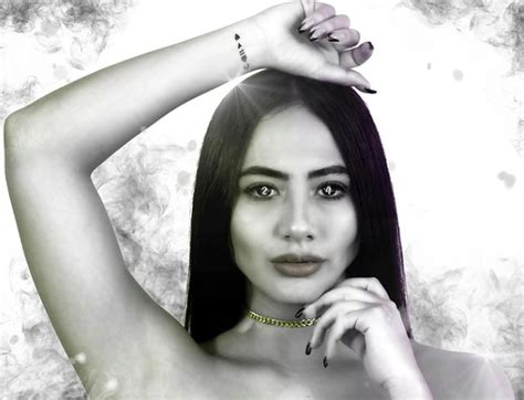 Tami Rivera enciende las redes tras mostrar su antes en poses como ´Chica cargo´