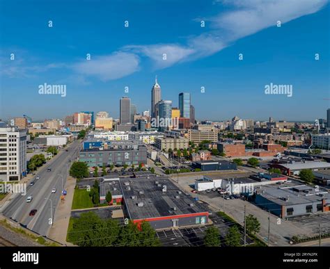 Top 500 buildings hi-res stock photography and images - Alamy