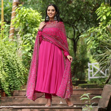 Navari Pink Georgette Set – Kameez.co