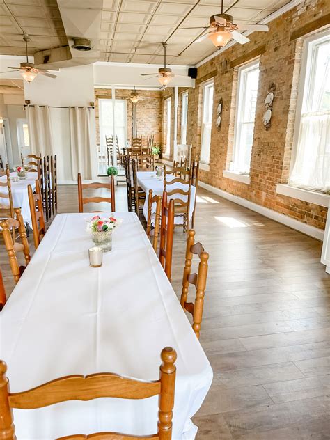 The Best Local Spots for Rehearsal Dinners — Oakland Farm