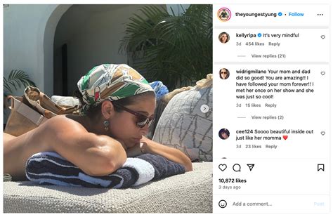 Kelly Ripa reacts to daughter Lola Consuelos' sunbathing photo