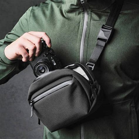 Alpaka Flight Sling Bag - Axoflux Blue | Modern Quests