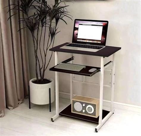 Very Small Computer Table 的图像结果