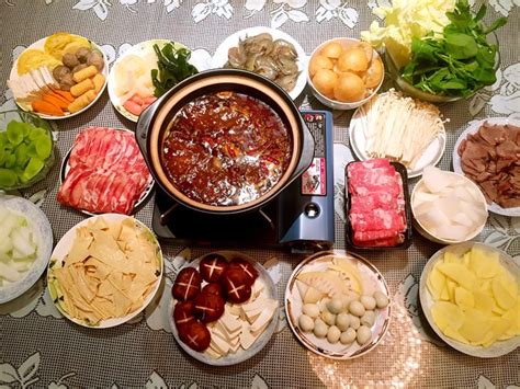 吃火锅送什么礼物最新素材