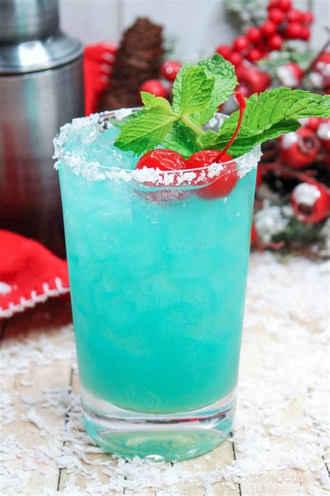 Blue Glacier Cocktail - The Soccer Mom Blog