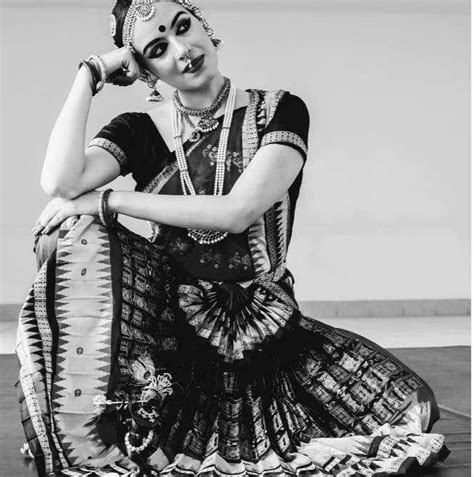 Bharatanatyam and Ballet Classes by Ananga Manjari. – CBD Store India