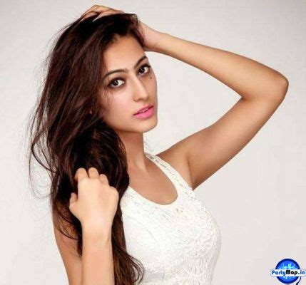 Book Sana Dua: Contact for Latest Concert & Show Price