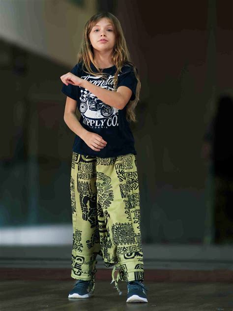 Buy Girl's Kids Arabic Print Hippy Harem Pant For Dance – Enimane