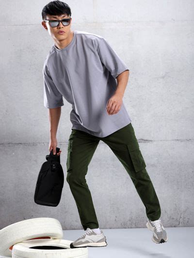 Buy Men's Army Green Cargo Pants Online at Beyoung