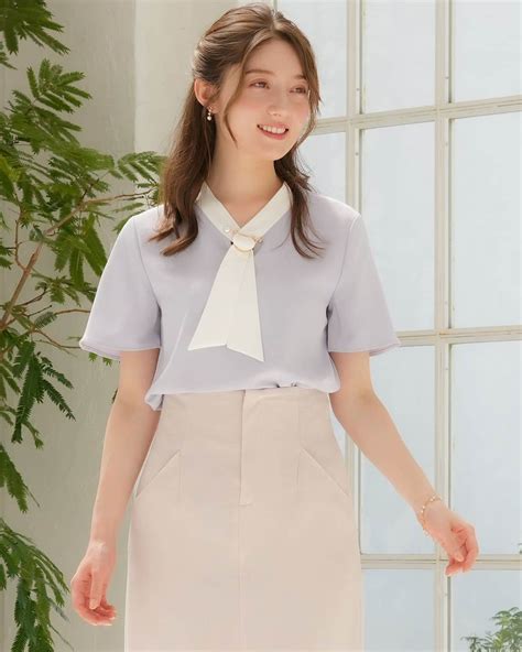 ASTORIA ODIERさんのインスタグラム写真 - (ASTORIA ODIERInstagram)「金具パール使い配色ボウタイブラウス ...