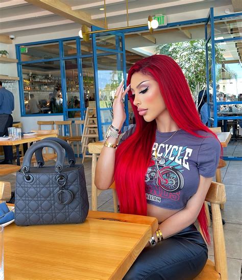 Elena Genevinne – Most Beautiful Transgender Women's Red Color Hair Styles - TG Beauty