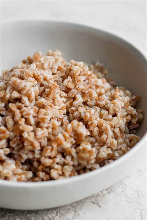 How to Cook Farro - The Wooden Skillet