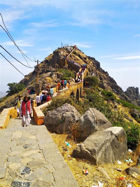 Local Mountain People India 的图像结果