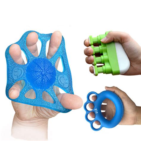 Finger Rehabilitation Training Device – Sociable Weaver Nest