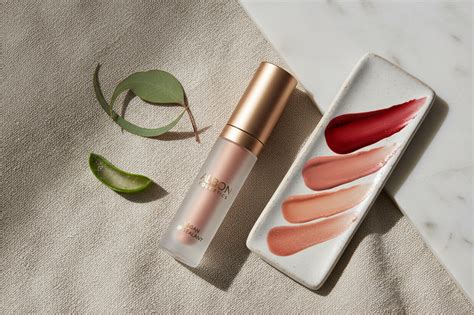 Long-Lasting Vegan Lip Sealant for All-Day Perfection – Albon Cosmetics