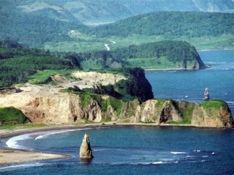Остров Кунашир: погода и природа, население, достопримечательности и ...