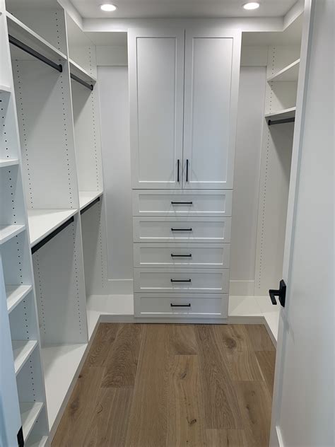 Small Closet Design, Walk In Closet Small, Master Closet Design, Master Bath And Closet, Small ...